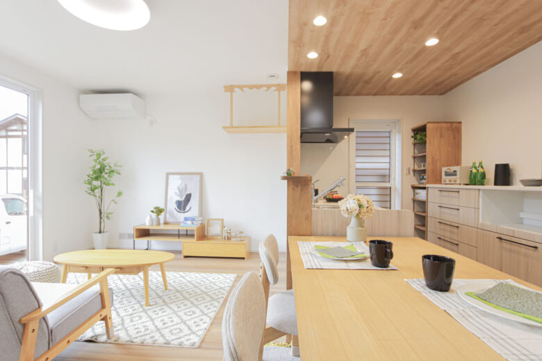 三世代が暮らすコンパクトな二世帯住宅＋ねこ🐱