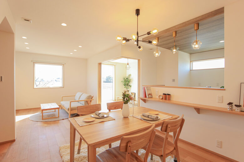 あっちもこっちも通り抜けできちゃう！回遊動線のお家